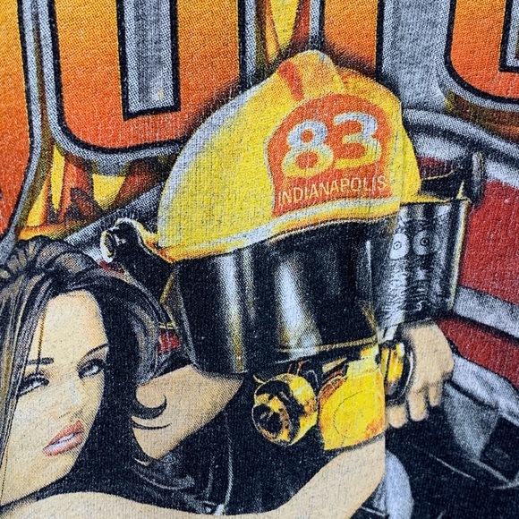 Y2K Indianapolis, indiana hooters graphic shirt - Picture 7 of 8